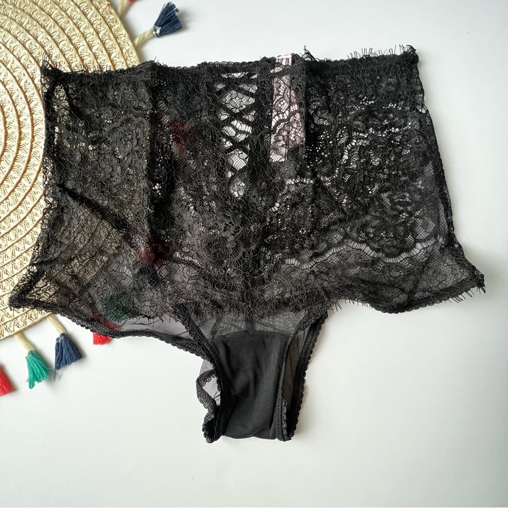 Victoria's Secret Dream Angels Lace High-Waist Cheekini Panty S Black NEW